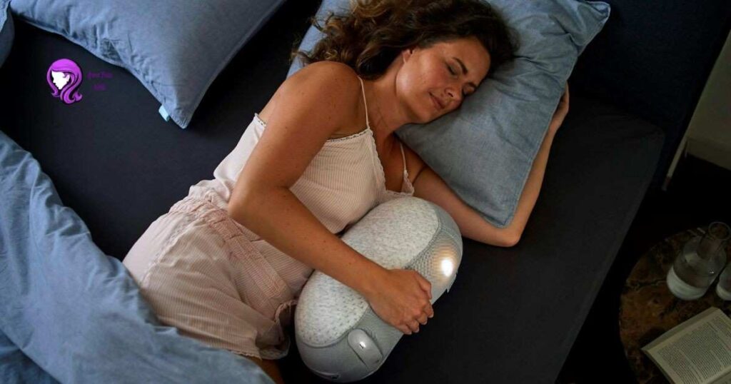 Silk pillowcase on bed to prevent hair frizz and breakage